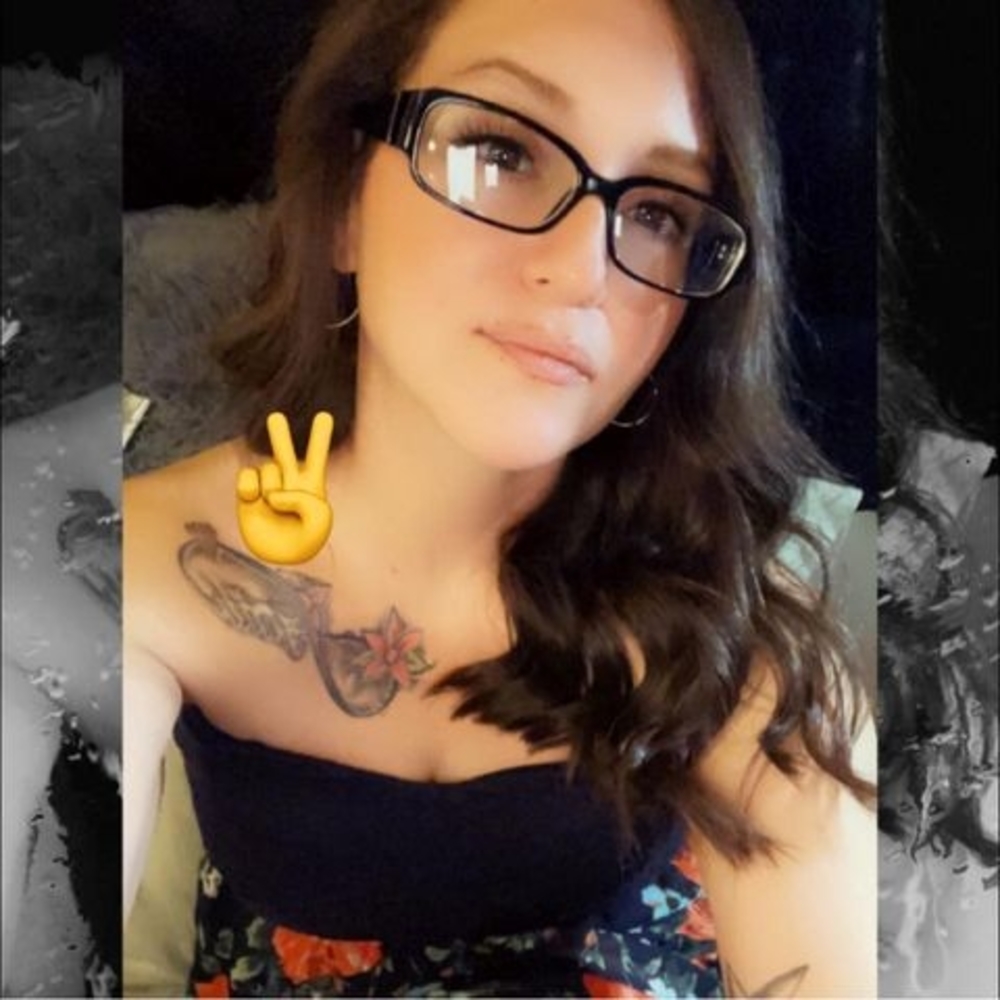 Meet your Posher, Dana